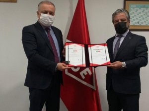 TSE de MER Kolejini ‘Temiz Okul’ diyerek belgelendirdi