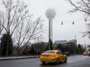 Başkent güne sisle uyandı