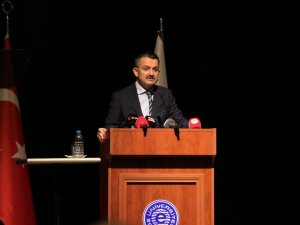 “Genç Çiftçi Projesi ile 47 bin 775 projeye 1 milyar 435 milyon lira hibe desteği verdik”
