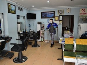 Mamak’taki işyerlerinde dezenfekte işlemi