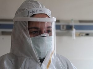 Astım hastası hemşire, iki kez Covid-19’u yendi