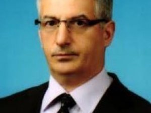 Sağlık meslek yüksekokulu müdürü korona virüse yenildi