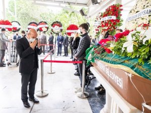 Eski Karşıyaka Belediye Başkanı Baysak’a veda