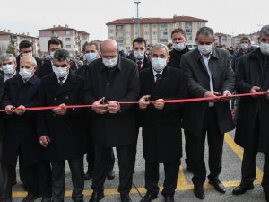 Kütahya’da Dumlupınar Semt Pazarı açıldı