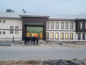 Başkan Sümer: “Besni Gençlik Merkezi mimarisiyle kendine hayran bırakıyor”