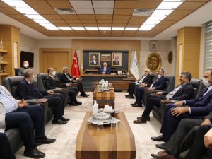 Başkan Ramazan’a ziyaret