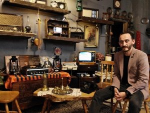 (Özel-Drone) Antika merakı: otomobil garajını müzeye çevirdi