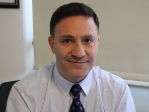 Prof. Dr. Özkaya: "Ya yasaklarla yaşayacağız ya da aşı olacağız"