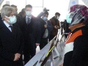 Kültür ve Turizm Bakan Yardımcısı Demircan, evlat nöbetindeki aileleri ziyaret etti