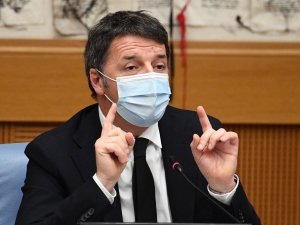 İtalya’da Koalisyon hükümetinin ortaklarından Italia Viva partisinin lideri Renzi hükümetten çekildi