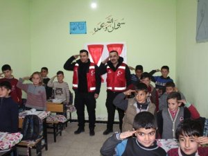 Alperen Ocakları Vakfı’ndan Suriye’deki Türkmenlere yardım