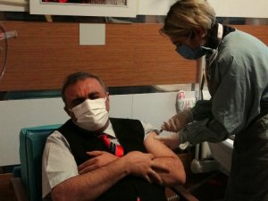 Çanakkale’de sağlık çalışanlarına aşılama çalışması başlatıldı