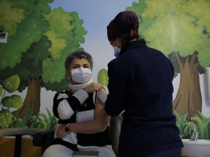 Türkiye Hastanesi’nde aşılama çalışmaları başladı