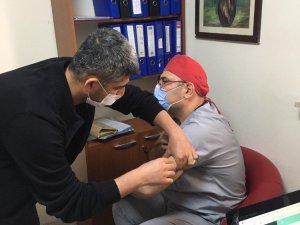 Başhekim Doç. Dr. Kılıç: “Aşı konusunda söylentilere değil hekimlere kulak verin”