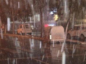 İstanbul Avrupa Yakası’nda kar yağışı etkili olmaya başladı