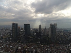 İstanbul’un Avrupa yakasında kar manzarası erken bitti