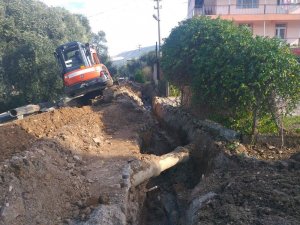 Milas Beçin’in ana şebeke hattı yenileniyor