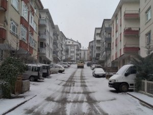 Pursaklar’da 7/24 kar mesaisi