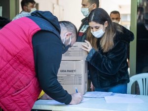Büyükşehirden sokak sanatçılarına ve müzisyenlere pandemi desteği