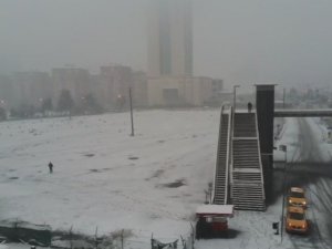 Beyaza bürünen  E-5 karayolu havadan görüntülendi