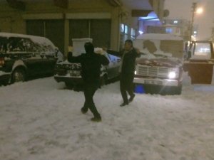 Kütahya’da kar keyfi şölene dönüştü