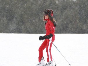 Seren Serengil Palandöken’de moral depoluyor