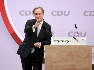 Leschet’in CDU başkanlığı onaylandı