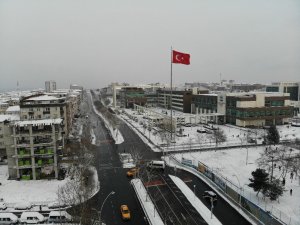 Sultangazi’de kar manzaraları havadan görüntülendi