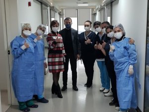 Gönül rahatlığı ile aşılarını oluyorlar