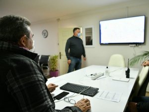 Mamak Belediyesi karla mücadelede hız kesmiyor