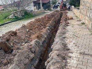 Bodrum Karaova içme suyu hatları yenilendi