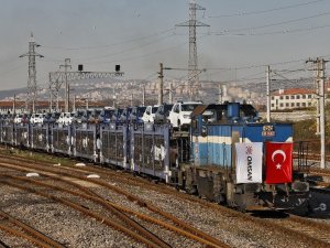 Marmaray ile deniz altından otomobil taşındı