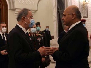 Bakan Akar, Irak Cumhurbaşkanı Salih ile görüştü