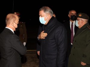 Bakan Akar Erbil’e hareket etti