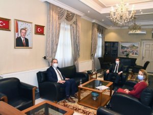 Yatağan Termik Enerji Genel Müdürü Korhan Tiryaki, Vali Tavlı’yı ziyaret etti