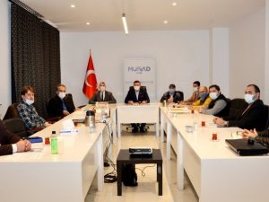 İzmir’deki sivil toplum kuruluşları Filistinli mülteciler için harekete geçti