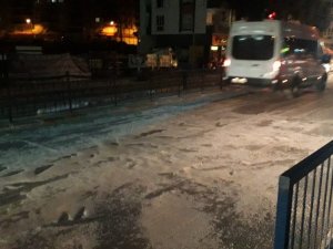 Yollar buz tuttu, vatandaşın imdadına Aydın Büyükşehir Belediyesi yetişti