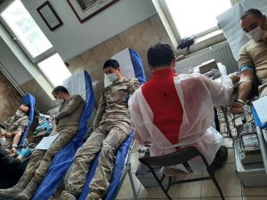 Göle ilçe Jandarmadan Kızılay’a kan bağışı