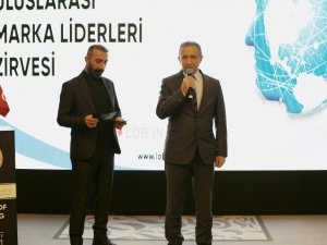 İhlas Kolejine Türkiye’nin ulusal eğitim markası ödülü