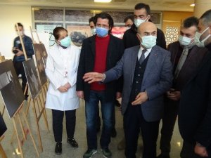 Sağlık çalışanlarının korona virüs mücadelesi fotoğraflara yansıdı