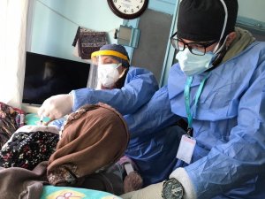 Denizli’de 13 bin sağlık çalışanı aşı oldu