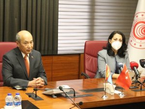 Ticaret Bakan Yardımcısı Batur: “Türk müteahhitlik firmaları 2009’dan bu yana Moğolistan’da 192 milyon dolar değerinde proje gerçekleştirdiler”