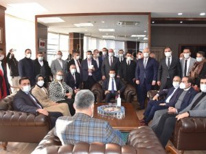 Menemen Belediyesi Başkanvekili Pehlivan’a AK Partili heyetten ziyaret
