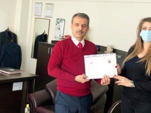 Başarılı öğretmenler ödüllendirildi