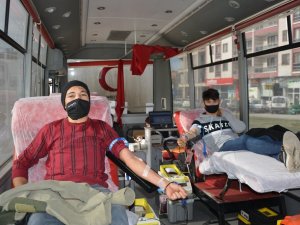 Kaymakam Yıldırım’dan kan bağışına destek
