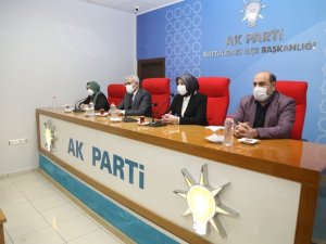 AK  Parti Battalgazi Kadın Kolları’nın yeni yönetimi belli oldu