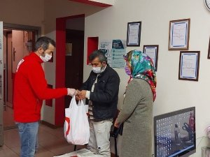 Bağışlanan deve eti, ihtiyaç sahiplerine dağıtıldı