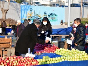 Mamak Belediyesi Kartaltepe Pazarı’nı hizmete açtı