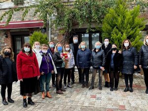 Çeşme Kaymakamı, kadın örgütlerini ziyaret etti