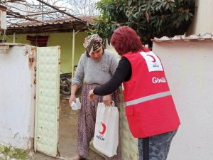 Alaşehir’de Kızılay’dan ihtiyaç sahiplerine yardım malzemesi